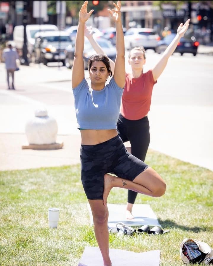 Yoga on the Triangle 11 Chicago Yoga Class with Cindy Huston (studio-virtual-outdoor) - Image 3